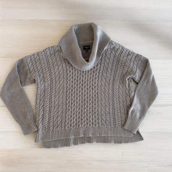 American Eagle Outfitters Sweaters - American Eagle XL Cowl Neck Sweater